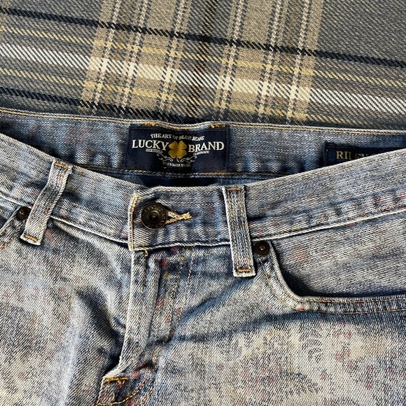 Lucky Brand Wild Flower Paisley Riley Shorts - Picture 3 of 8